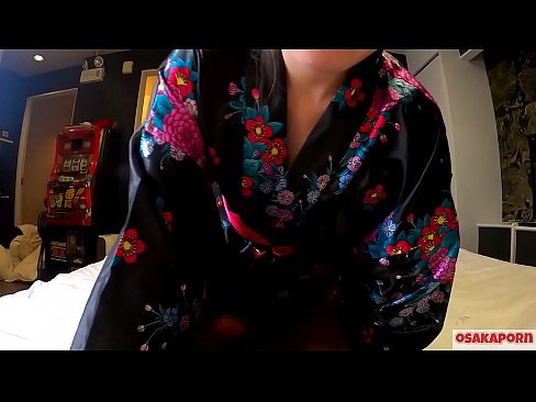 ❤️ ځوان cosplay نجلۍ په یوه آس او په یوه blowjob کې د squirt سره orgasm ته جنس خوښوي. اسيايي نجلۍ چې ويښتان لرونکې بلۍ او ښکلې سينه يې په دوديز جاپاني لباس کې په شوقيه ويډيو کې د مشت زنی ښکارندویي کوي. ساکورا 3 اوساکاپورن. ️❌  ❌